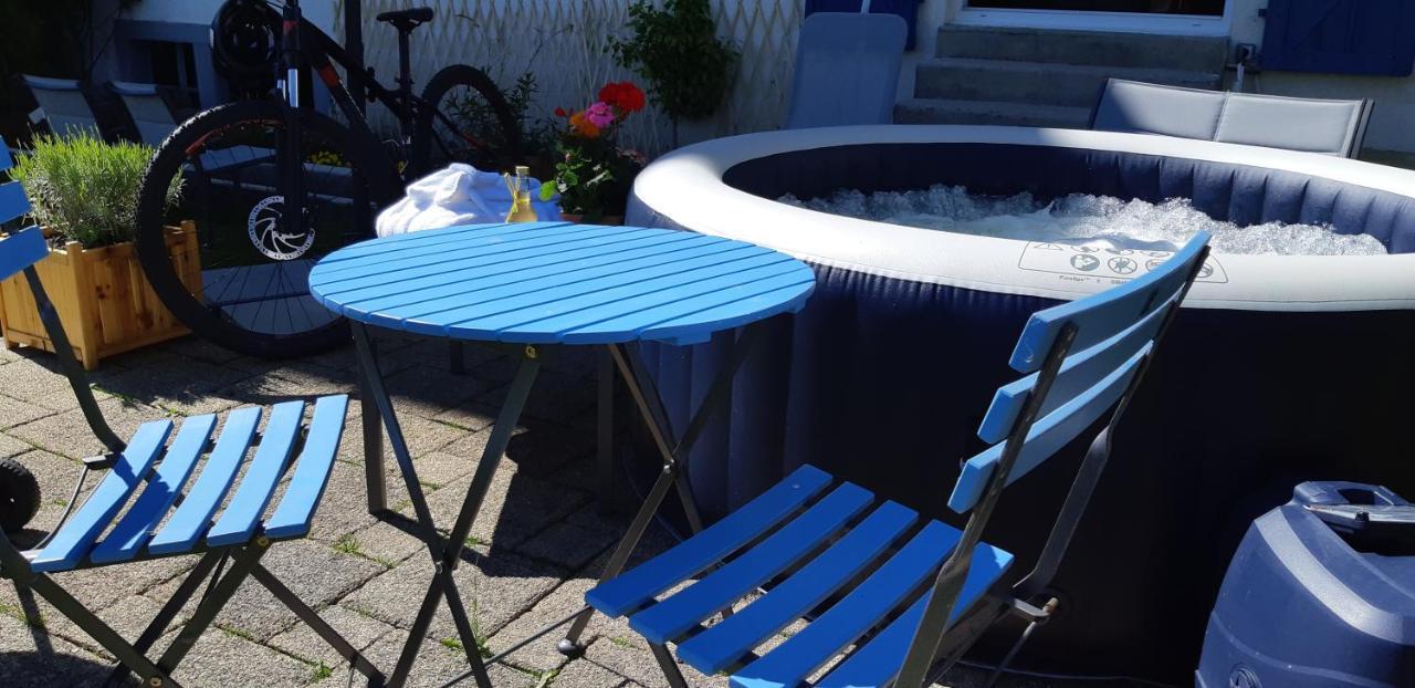 Gite La Petite Maison Horlogere Et Jacuzzi , Raquettes Les Fontenelles Exterior foto